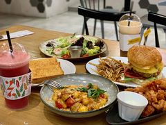 -HELLO 27 意面·沙拉·帕尼尼