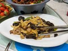 -青岛蓝海大饭店·渔歌舫(李沧店)