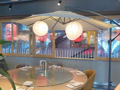 大堂-日进一片海.生腌海鲜火锅.宵夜烧烤(三里屯总店)