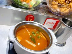 番茄锅底-百品聚旋转火锅(万德庄店)