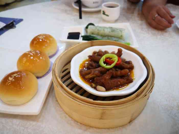 南粤春酒楼(横岗店)