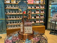 -Laderach 莱德拉(上海环贸iapm店)