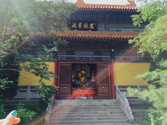 -挂甲禅寺