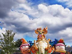 -七彩云南欢乐世界