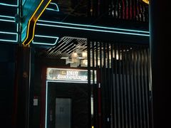 -屋有岛沉浸游戏旗舰店(中山公园店)