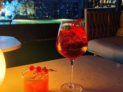 -The ROOF (通盈中心店)