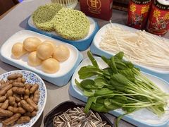 -阿甘龙虾·重庆麻麻鱼(中豪店)