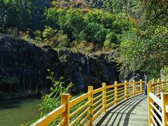 -百里山水画廊乌龙峡谷
