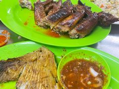 -明记烧鱼美味店