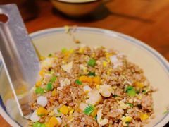 -Cuc Gach Quan Restaurant
