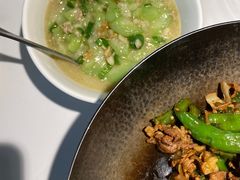 -费大厨辣椒炒肉(高铁吾悦广场店)