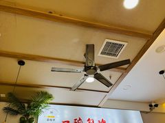 -牡丹广场薛栓子擀面皮大王