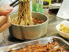 -臻老板牛肉面(光华路SOHO店)