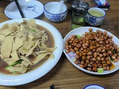 -老大连路特色烧烤(基隆路店)