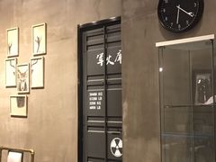 -臻鲜燕海鲜融合餐厅(金陵style店)