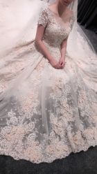 -艾米丽婚纱礼服