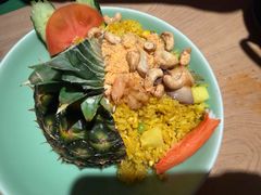 菠萝海鲜炒饭-mango tree芒果树泰国餐厅(青岛万象城店)
