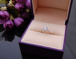 image-威德钻石-克拉钻大本营(南京东路店)