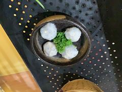 -洪氏嗨捞·广东猪肚鸡·椰子鸡火锅(西咸万象城店)