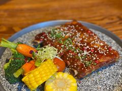 特色烤猪肋排-1886德国汽车餐厅(外滩中央店)