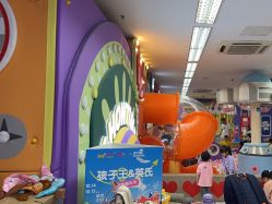 -孩子王童乐园(马群店)