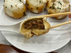 生煎馒头-老西白点心店