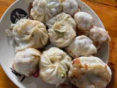 -依云煎包店