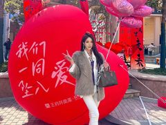 -王府井奥莱临潼小镇(临潼店)