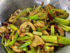 干锅肥肠-哈尔滨饺子王·东北菜(鱼鳞浃路店)