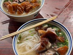 -香辉食馆(新兴路店)