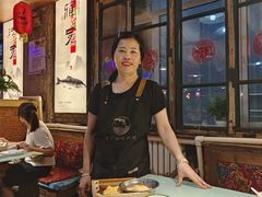 -鱼窝棚柴火铁锅炖(富山屯店)