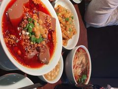 -全牛匠·乐山跷脚牛肉(西单华威约饭街店)