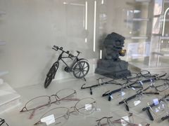 -潘多拉眼镜·蔡司依视路明月(潘家园店)