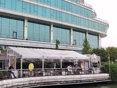 -中茵皇冠假日酒店·棕榈岛湖畔餐厅