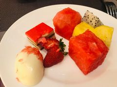 -东西风牛排馆周末烧烤自助(首都机场希尔顿店)