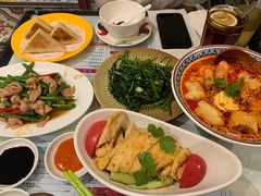 海南鸡-滕记星发餐室·新加坡菜(巨鹿路店)