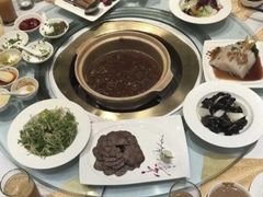 -天宜隆蘑菇宴火锅(石景山旗舰店)