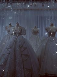 点击看大图 -曼青婚纱礼服馆