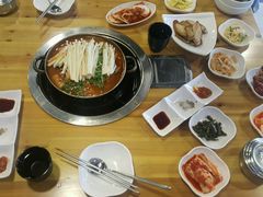 -故乡家韩国料理(丹东街店)