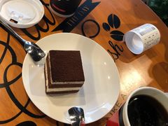 -西西弗书店&矢量咖啡(凯德晶萃广场店)