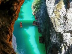 -梭布垭石林景区