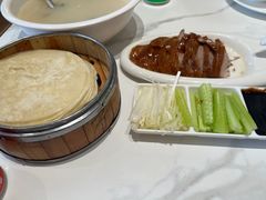 -梅利汴京烤鸭•开封豫菜地标店(东大街店)