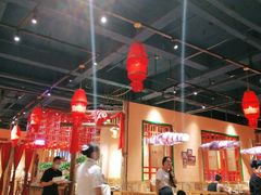 大堂-老滇山寨•云南特色菜•地方菜•民族风情歌舞表演(金碧店)