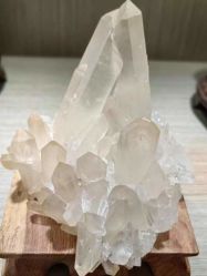 -蓝晶灵天然水晶专卖店