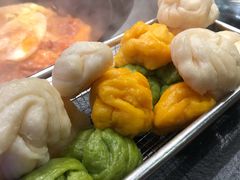 手工蒸饺花卷-挂雪铁锅炖大鹅