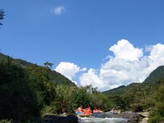 -龙潭峡谷漂流