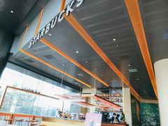 -星巴克臻选(上海合生汇1F店)