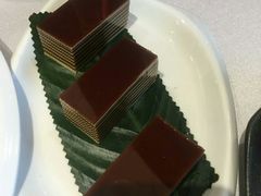 -景月阁空中食府(希尔顿酒店)