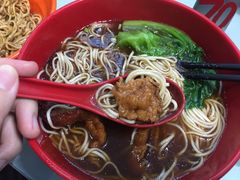 红烧猪扒汤面-食惠里小笼包面馆(越秀店)