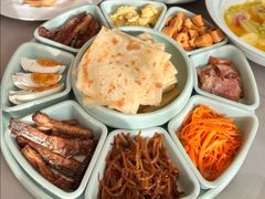 -静之湖湖畔餐厅